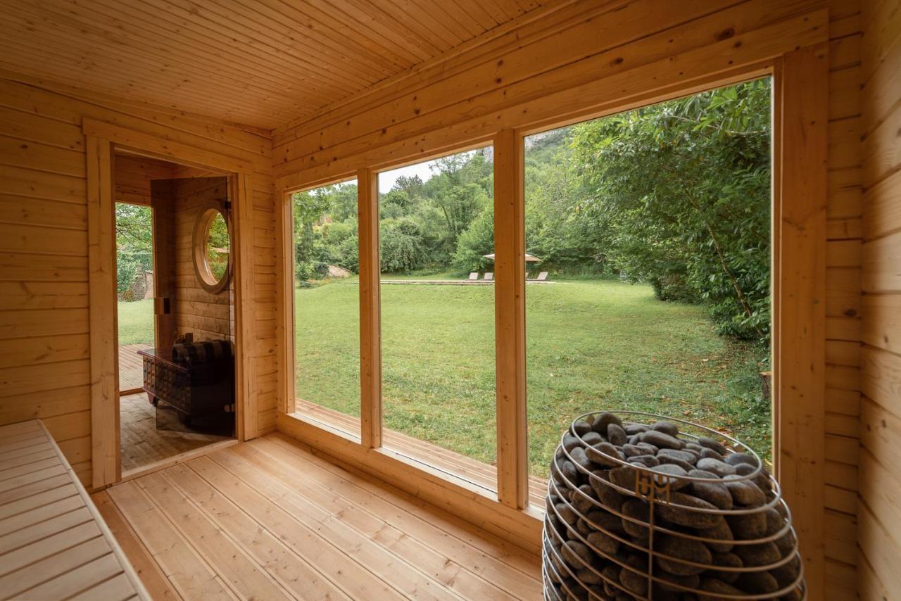 Manoir De Laroque Delprat Bed & Breakfast Autoire ภายนอก รูปภาพ