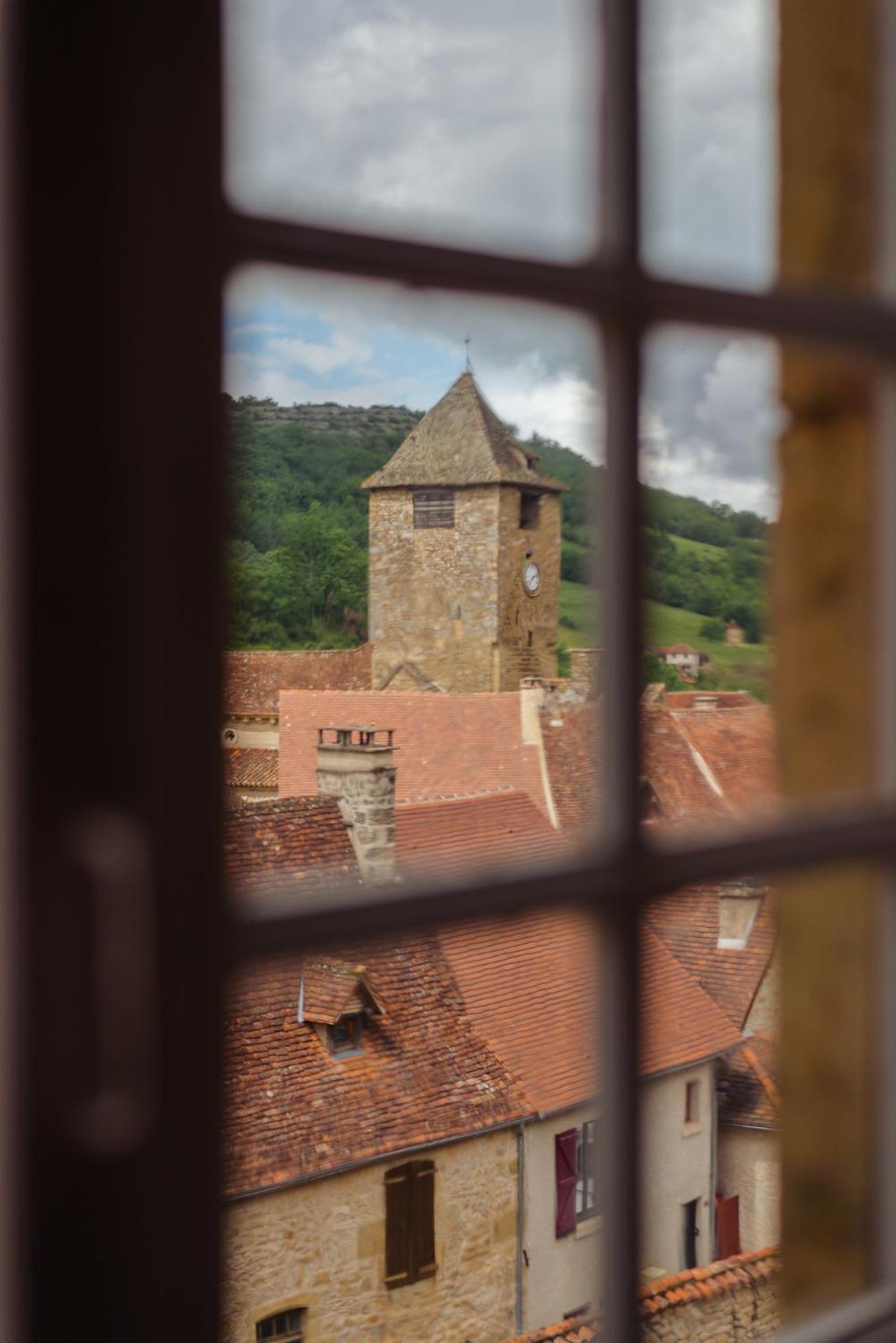 Manoir De Laroque Delprat Bed & Breakfast Autoire ภายนอก รูปภาพ