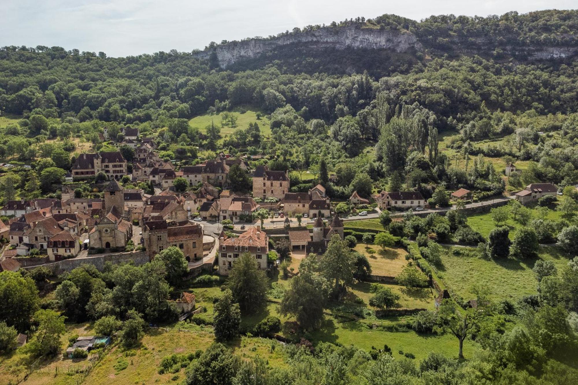 Manoir De Laroque Delprat Bed & Breakfast Autoire ภายนอก รูปภาพ
