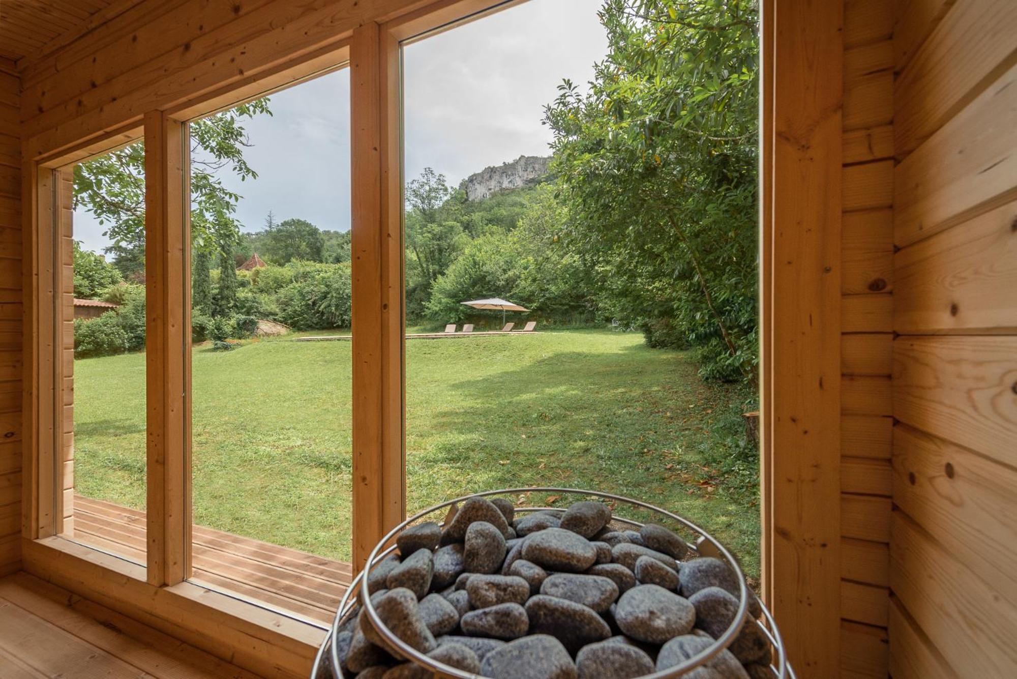Manoir De Laroque Delprat Bed & Breakfast Autoire ภายนอก รูปภาพ